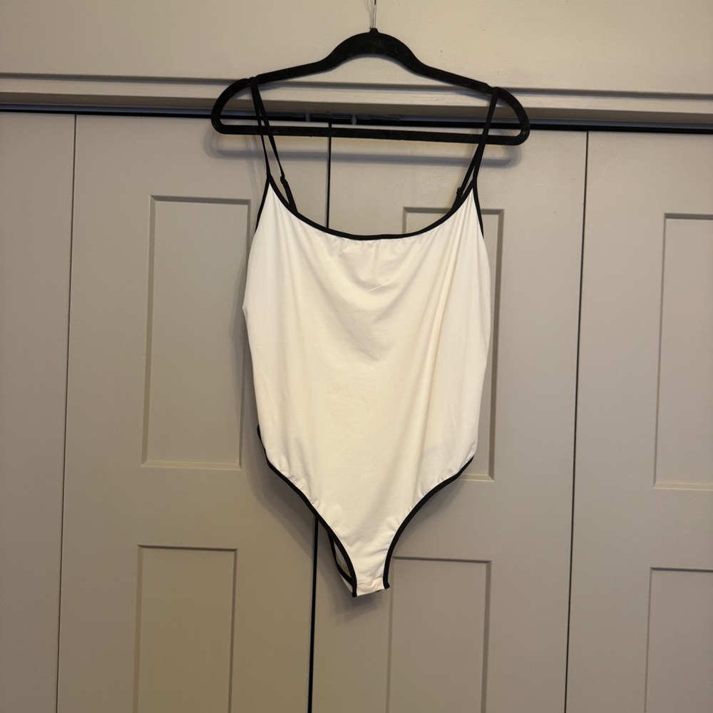 H&M Cream & Black Contrast Trim Bodysuit | Minimalist Spaghetti Strap Tank | XL